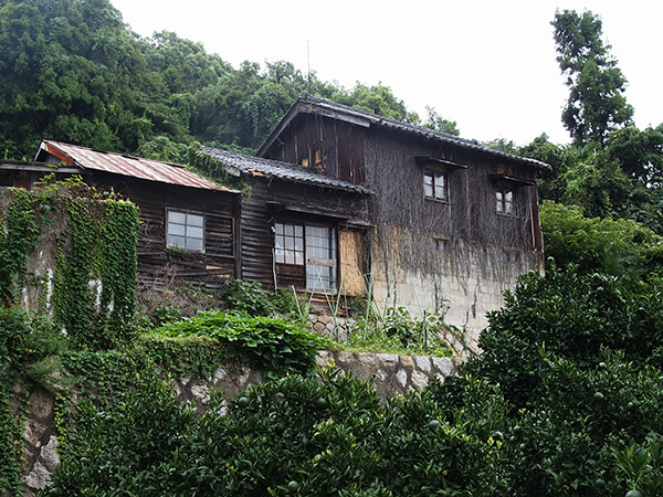生野島 草浦の木造住宅