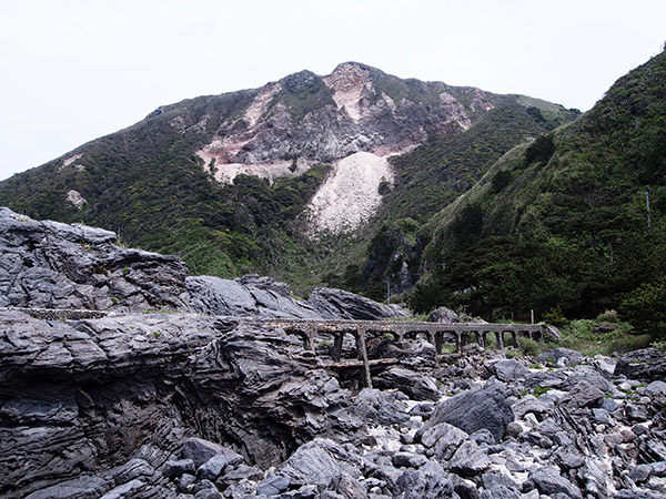 神津島 神戸山