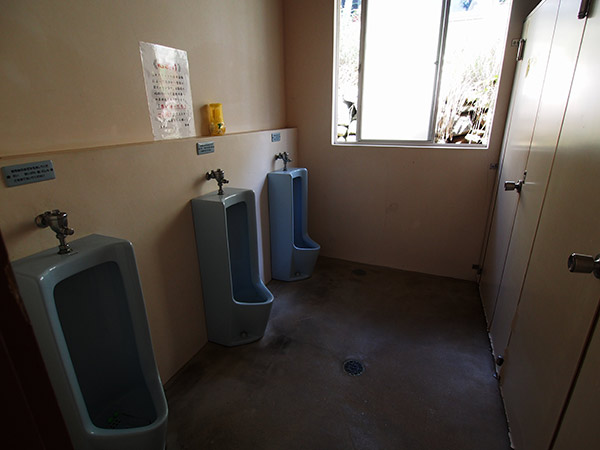 野崎島のトイレ
