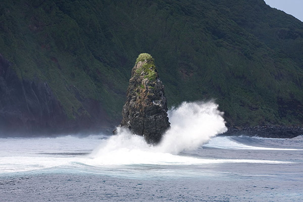 伊豆大島の筆島は知られざる絶景ポイントだったのサムネイル