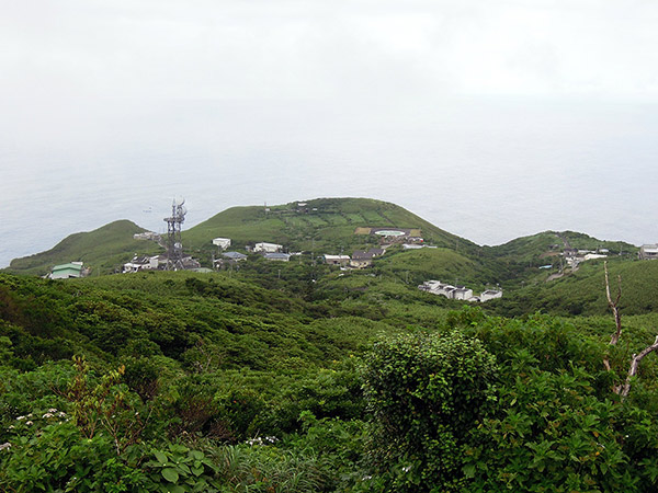 尾山展望台から見た集落