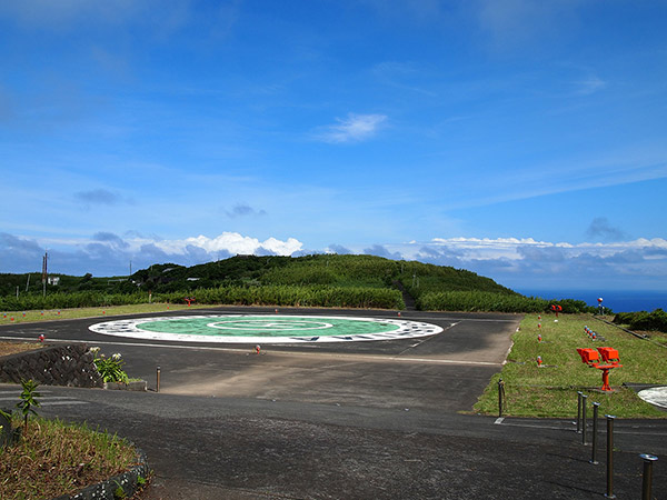 青ヶ島ヘリポート