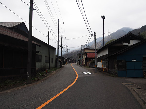 下間藤の街並み