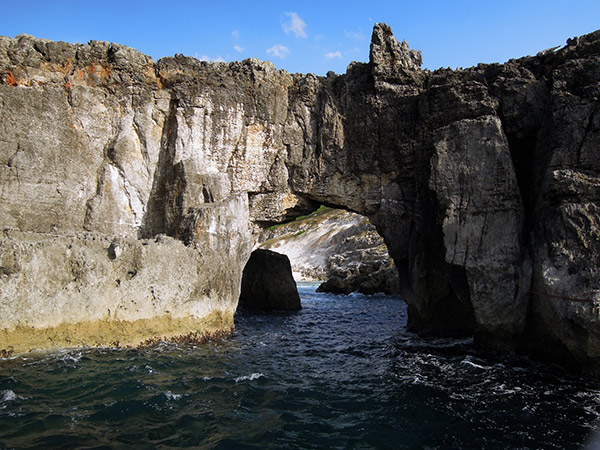 南島 扇池の穴