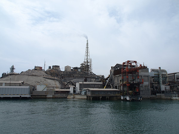 契島(軍艦島)の東岸壁