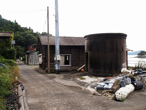 生野島の海沿い住宅