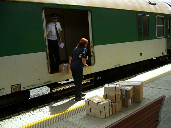 チェコ鉄道で運ばれる郵便物