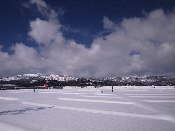 越後湯沢の雪景色