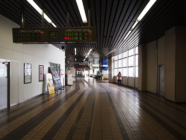 越後湯沢駅改札内