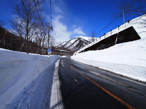 国道291号線 谷川岳ロープウェー方面