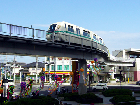 ユーカリが丘駅を出発した車両