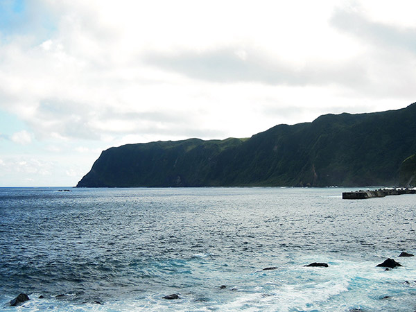 洞輪沢の海岸