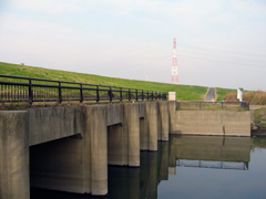 江戸川の排水設備
