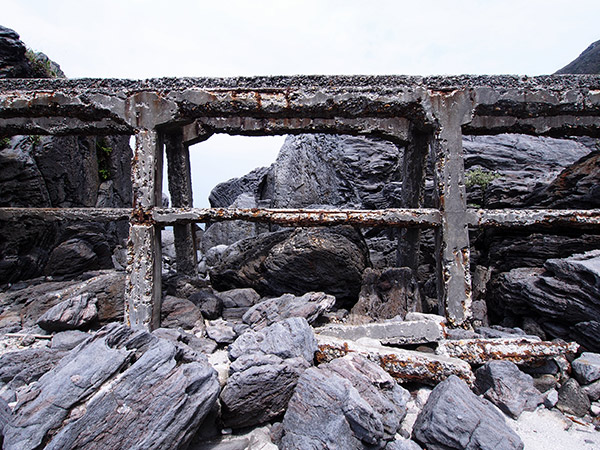 神津島の廃墟 写真