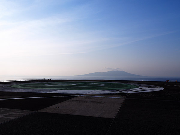 御蔵島ヘリポート