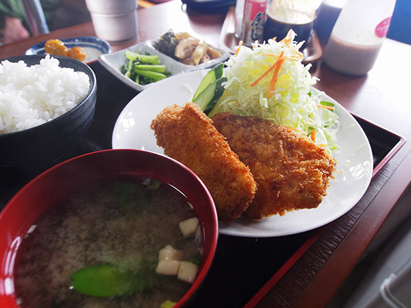 美々庵 フライ定食