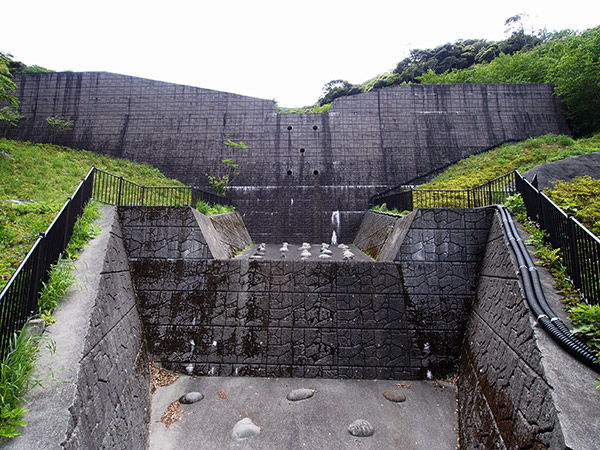 西川砂防ダム