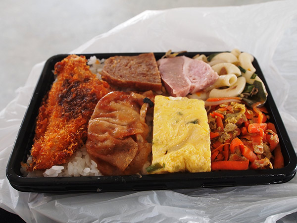 大盛商店の弁当