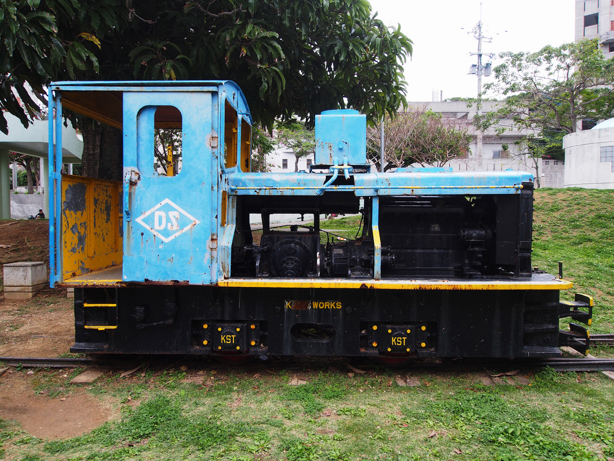 壺川東公園 KATO製内燃機関車