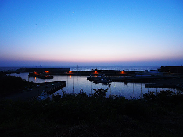 三宅島 錆が浜港 夕日