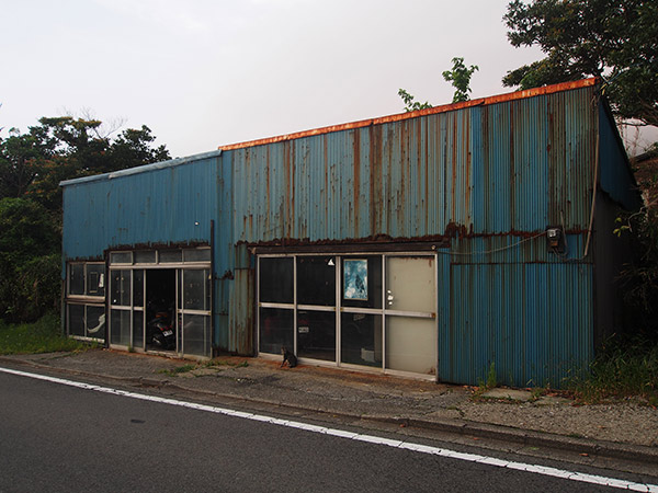 三宅島 朝信レンタバイク