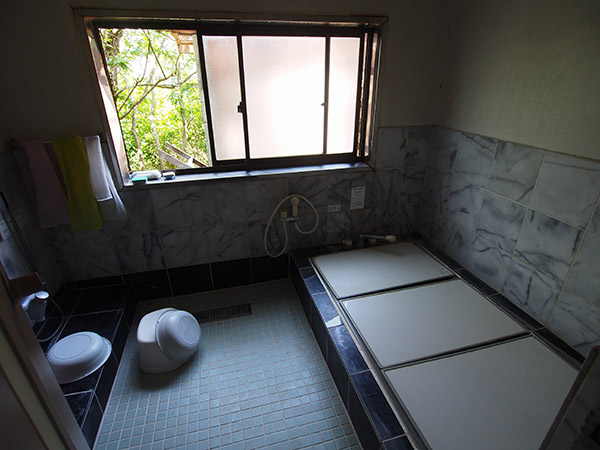 阿古 共栄荘の浴室