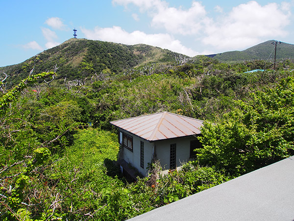 三宅島 阿古の廃屋