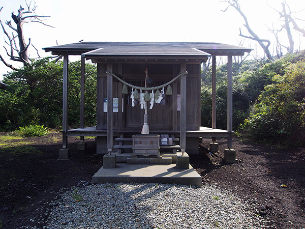 椎取神社の本殿