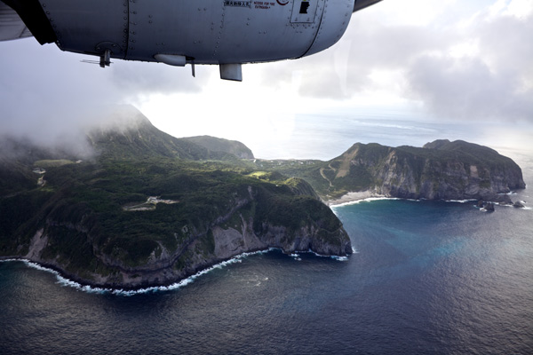 上空から見た新島