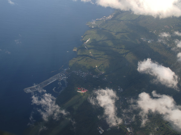 岡田港 空撮