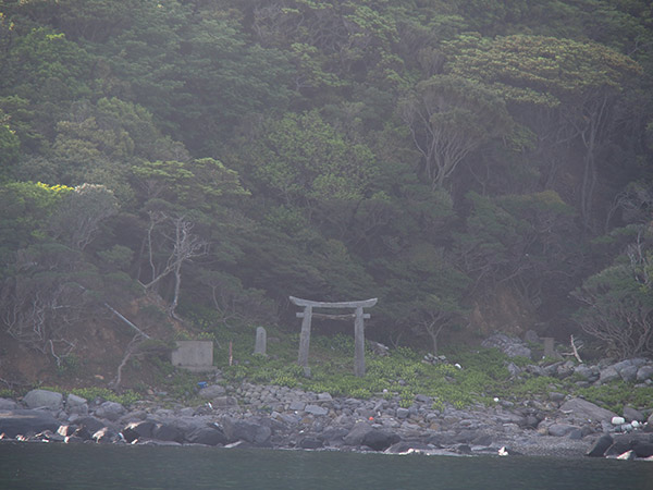 野崎島 沖ノ神島神社の鳥居