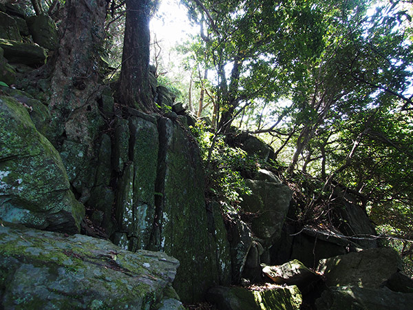 野崎島 巨石伝説