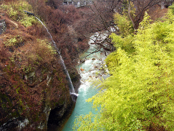 白砂川の渓谷