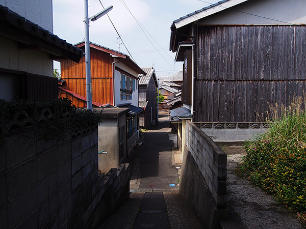 小値賀島の木造家屋