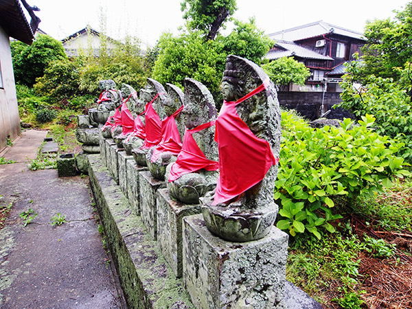 小値賀 阿弥陀寺の石仏