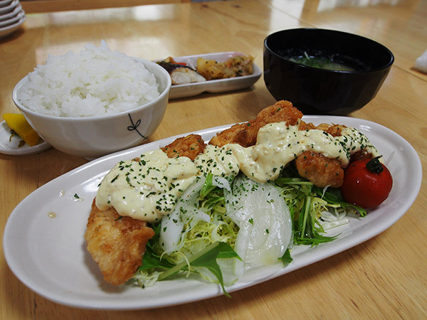 小値賀島 すずらん チキン南蛮定食