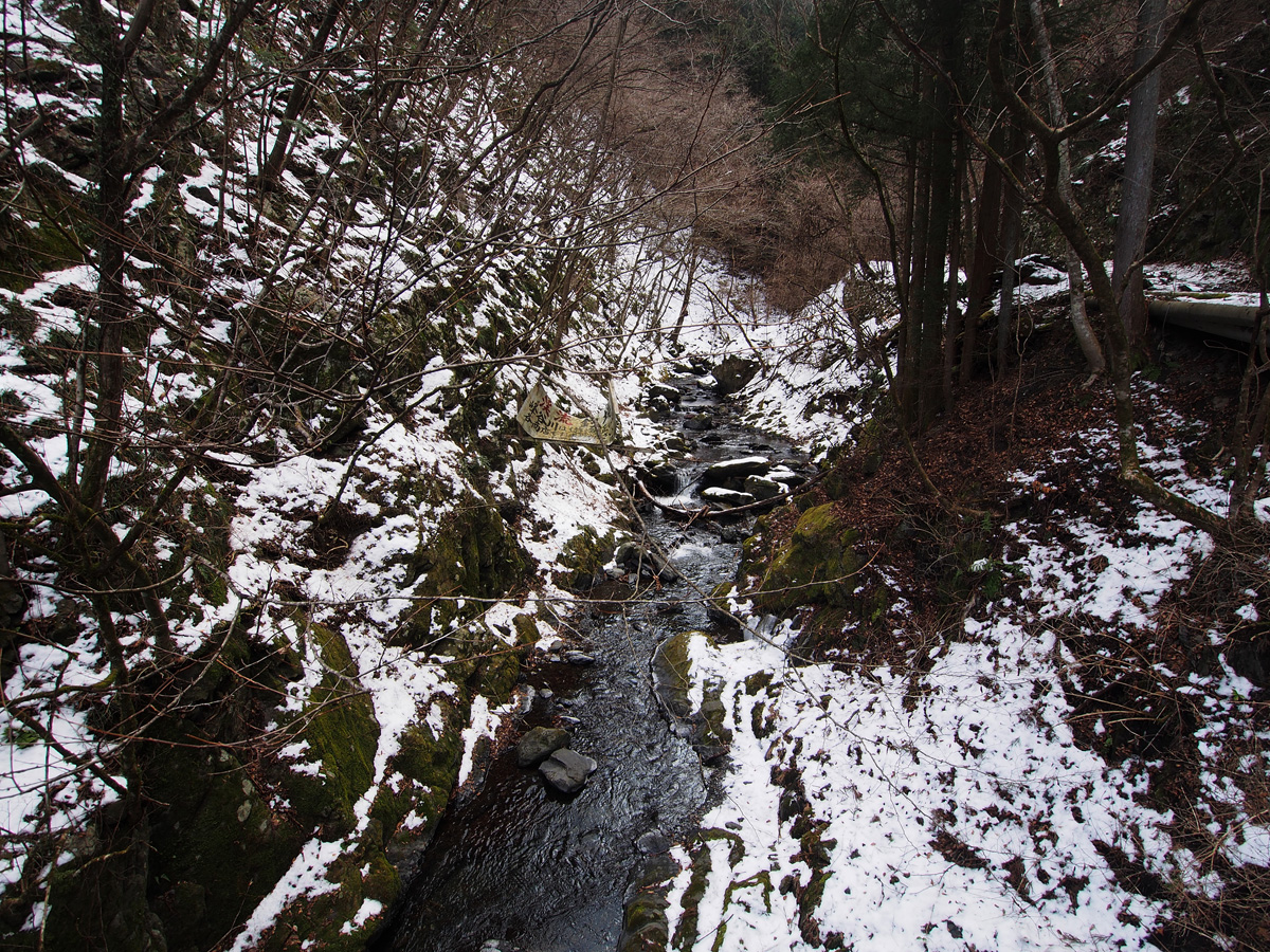 奥多摩 峰谷川