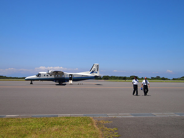 ドルニエ機とNCAのパイロット