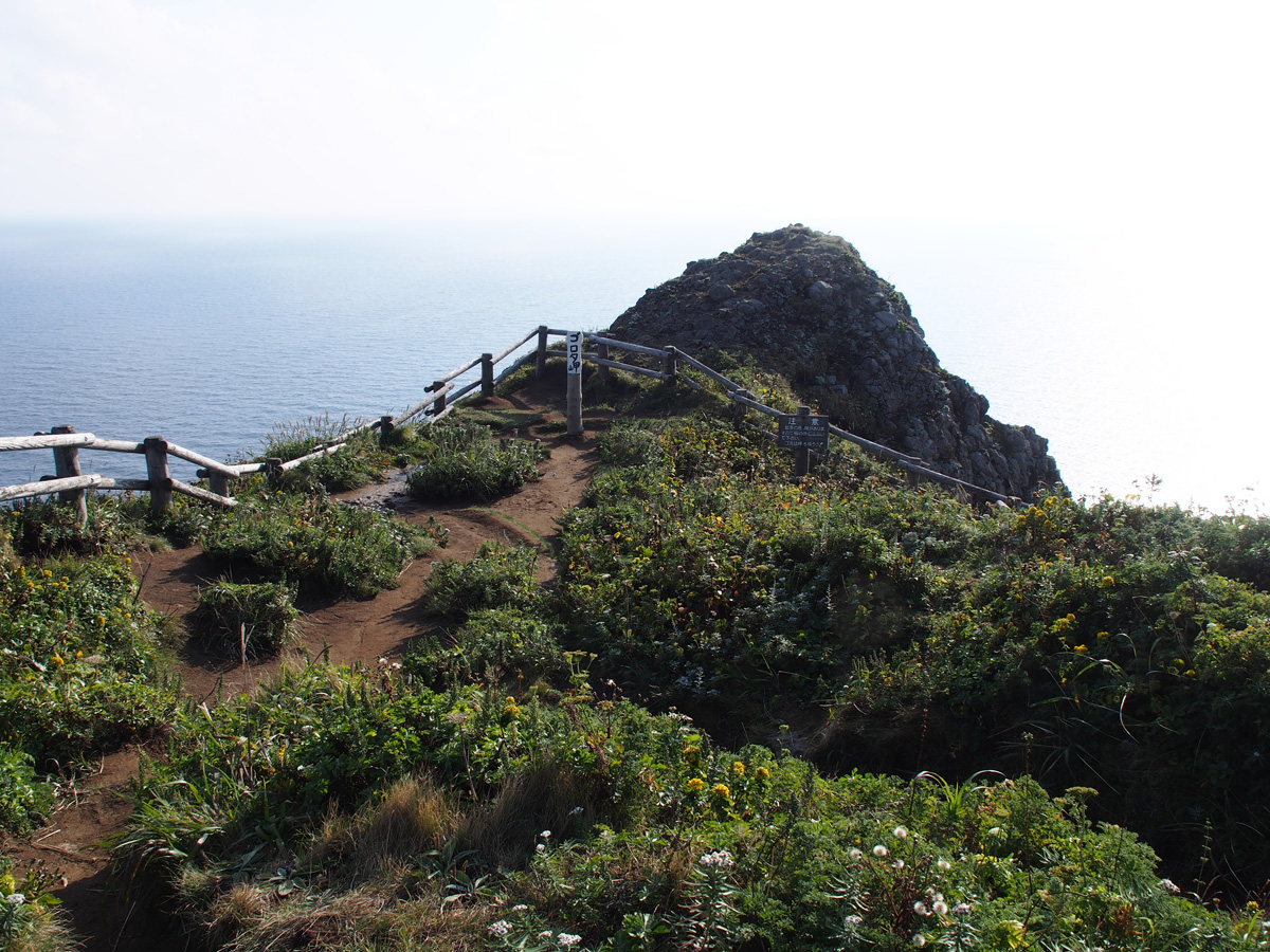 ゴロタ岬展望台の様子 礼文島の観光スポット