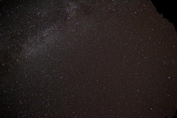 式根島の星空 集落で撮影