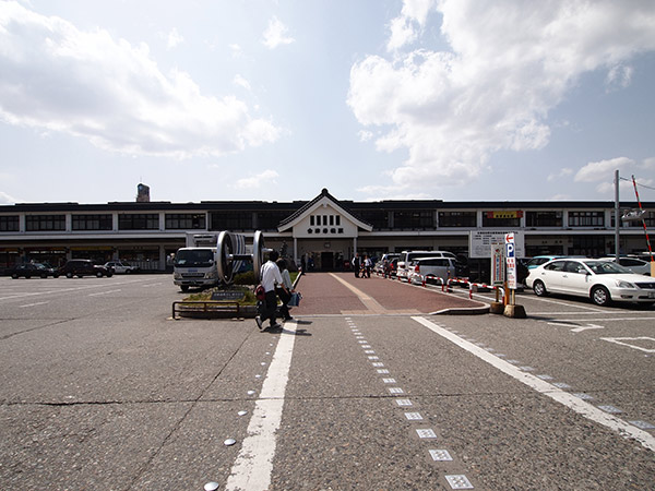 会津若松駅の駅舎