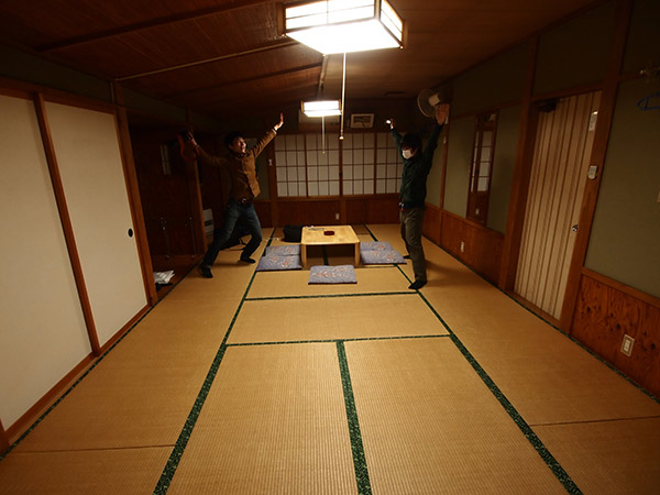 朝日屋の大部屋