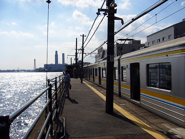 海芝浦 休日