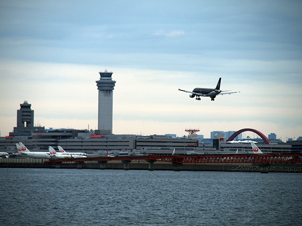 羽田空港A滑走路 スターフライヤー